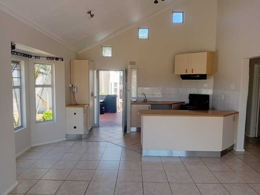 To Let 3 Bedroom Property for Rent in Selborne Eastern Cape